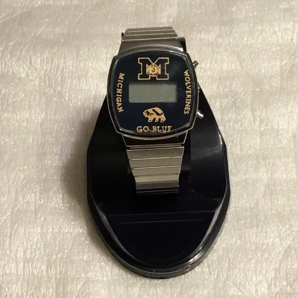 Vintage MICHIGAN WOLVERINES Go Blue Digital Quartz Watch